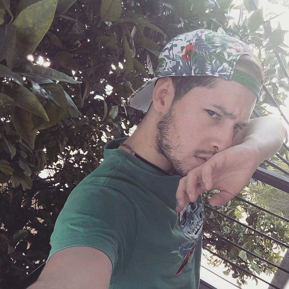 RodriAvril tweet picture