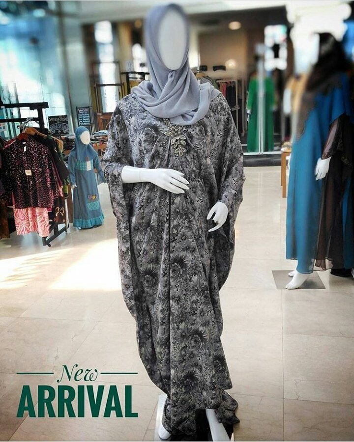 Abaya,gamis,baju koko dan semua perlengkapan lebaran bisa kamu beli juga loh di smescotrade.com #abaya #batik #gamis #gamismurah