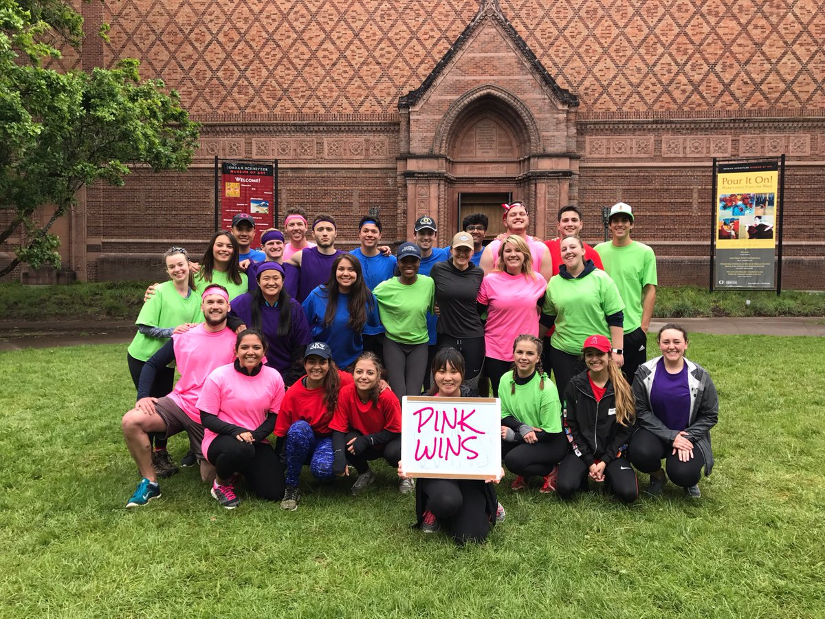 UO Alpha Kappa Psi tweet media