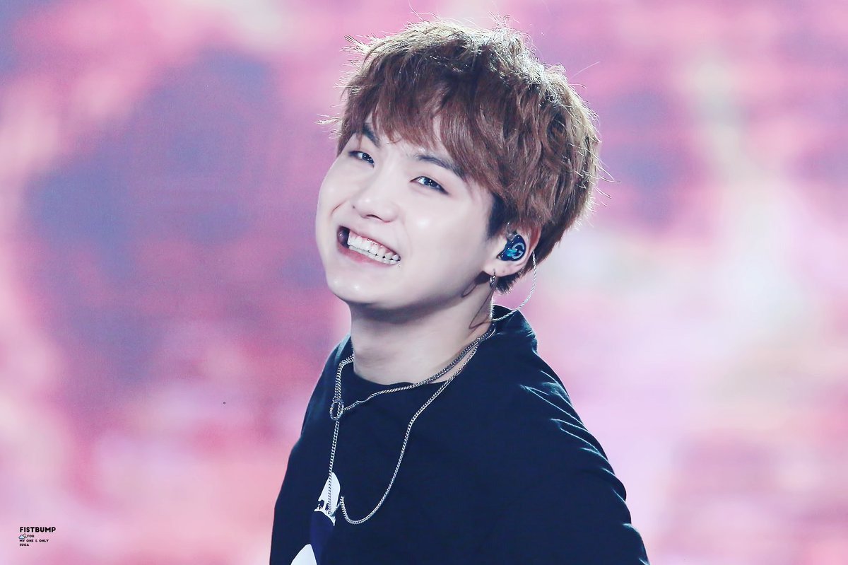 vipotaria's tweet photo. ー Suga from BTS ♡ https://t.co/bQ1nEpvYgJ
