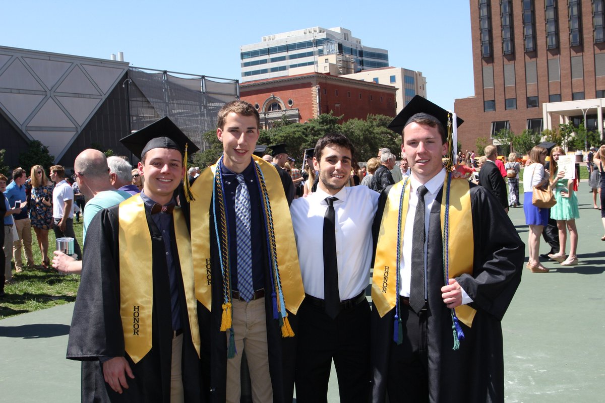 clkinkade's tweet photo. It's been a great four years. I'll never forget some of the memories I've made with these guys, thanks for everything!🎓 https://t.co/JEoCPCCZun