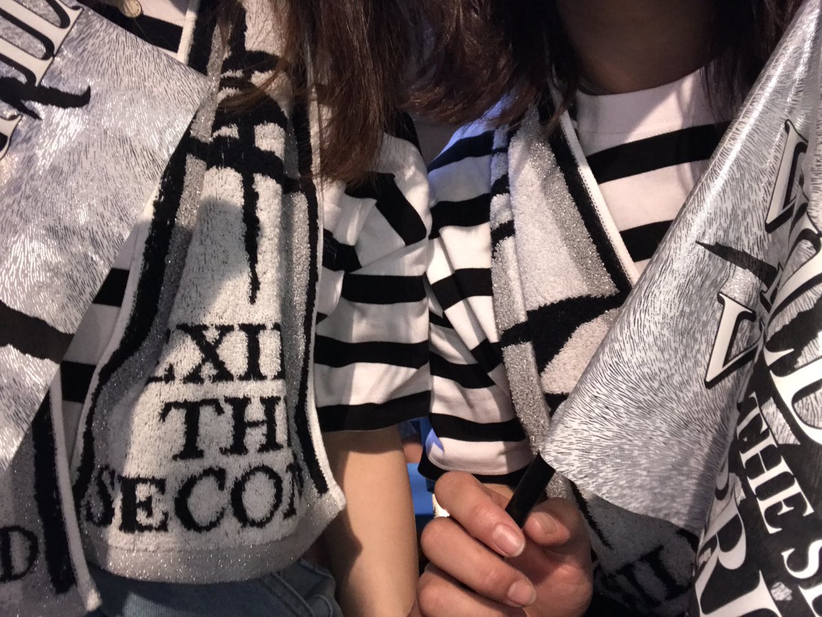 125ej_nt's tweet photo. 大好きだったLDHがもうなくなったとおもってここ数年冷めまくってたけどやっぱ人生の半分以上ファンなの変わらないわ😂原動力だ😂
大好きっておもわせてくれてありがとう。
#thesecnd #www #final #幕張 https://t.co/5mEPqHPmLp