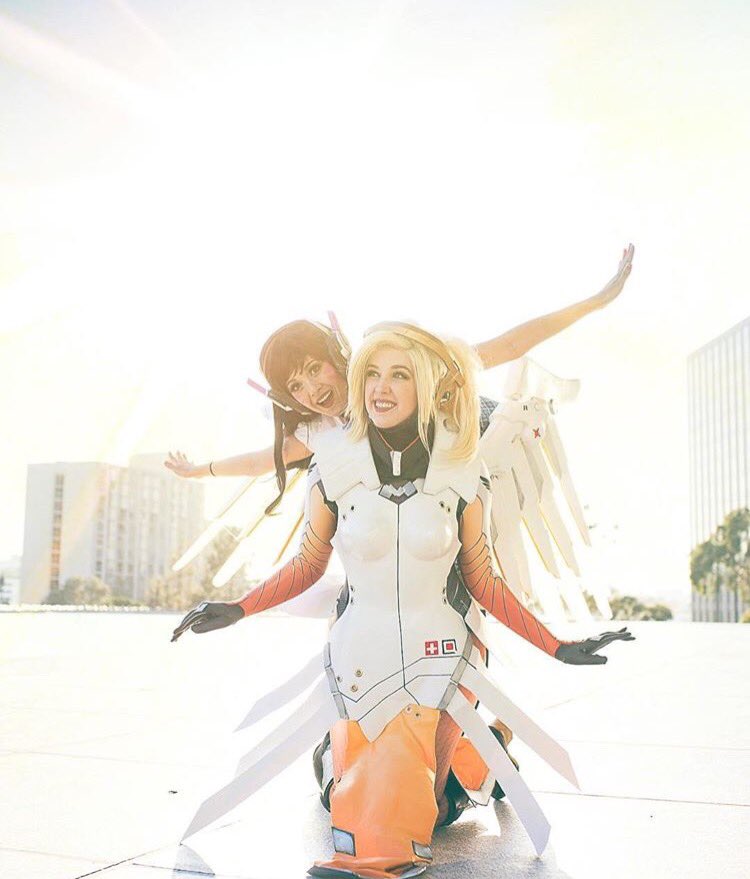 reagankathryn_'s tweet photo. Happy Mothers Day #mamamercy #overwatch https://t.co/k9UHxbfPwS