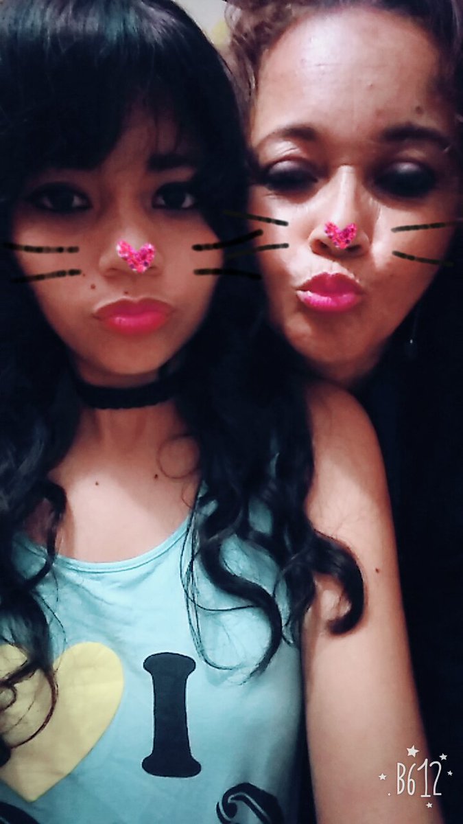 JenifferLara23's tweet photo. FELIZ DÍA MAMITA BELLA 
#TeAmoDemasiado..!! (<3) https://t.co/Rm1e7Nb4GV