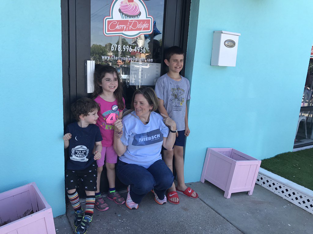 gruhsam's tweet photo. I had ice cream today with @ChristineForGA! Vote Christine! Vote Christine on May 16! #turn32blue https://t.co/Oa6KBjiPSZ