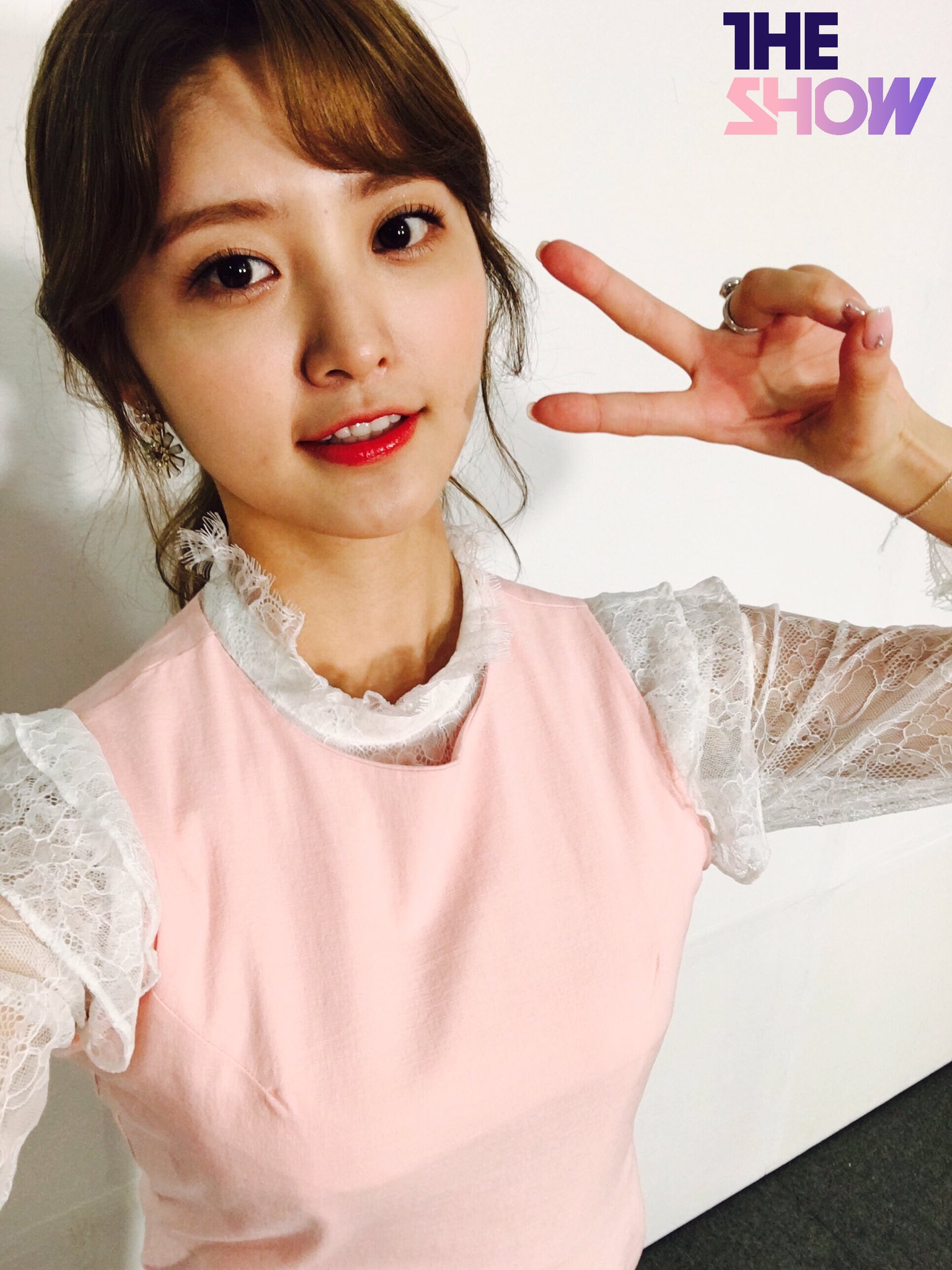 C_1ZJSCUwAAqV2f.jpg:orig