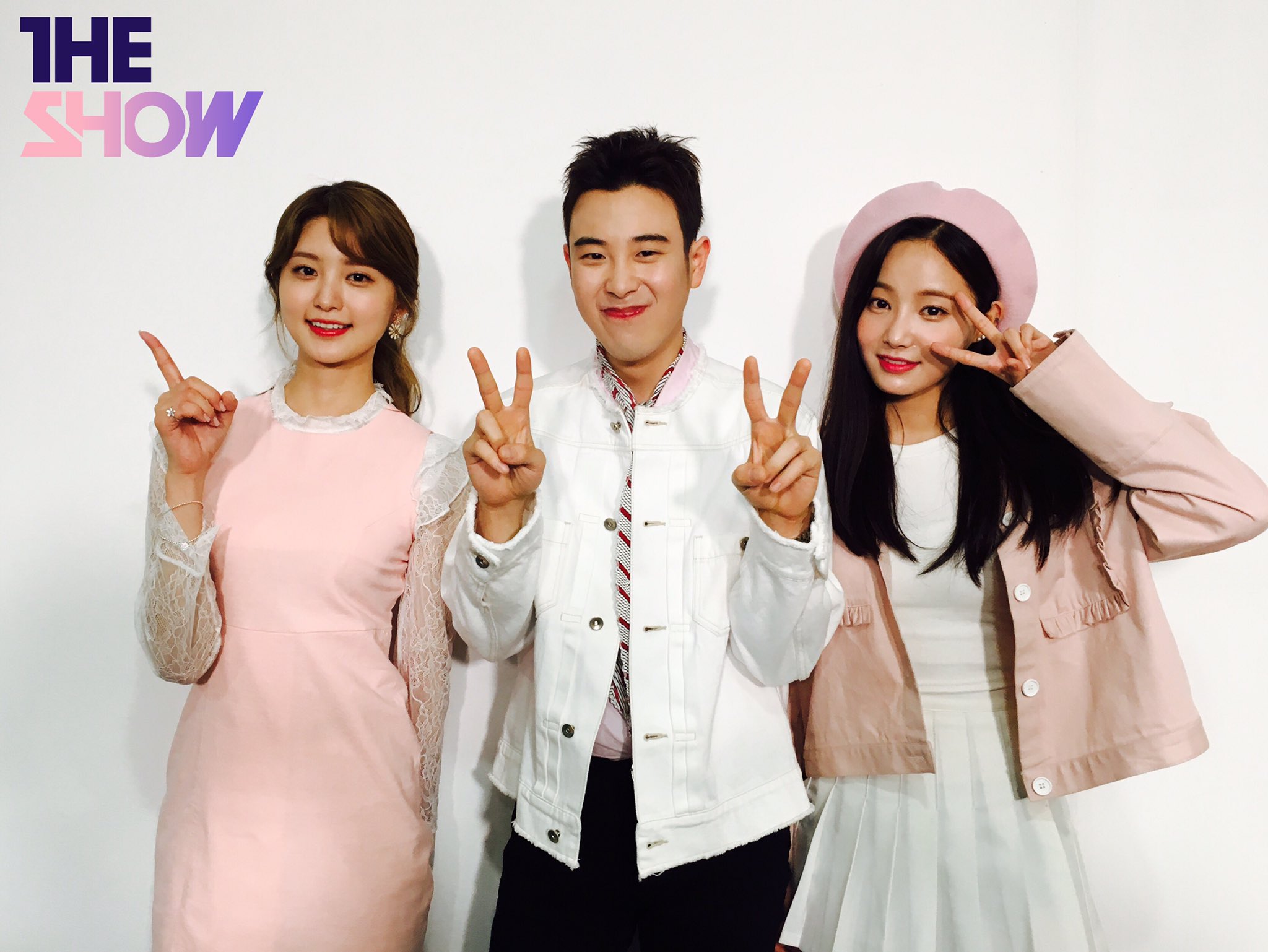 C_1ZJSEUAAA19Xe.jpg:orig