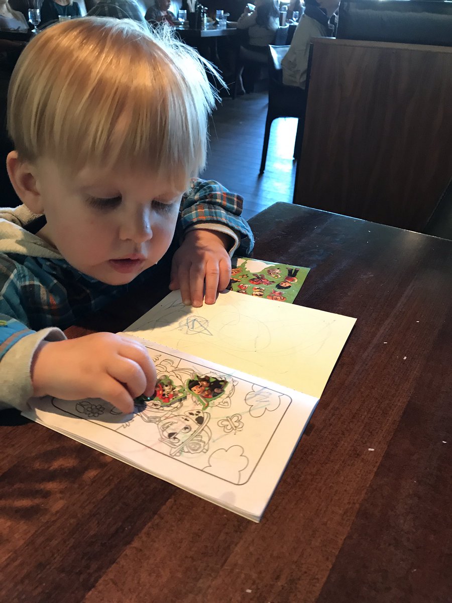 TristaMcIver's tweet image. Who says you need an iPad for a beautiful dinner. #lightwebdarkweb @Raffi_RC