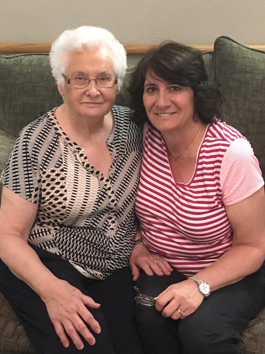 23passer's tweet photo. A great day with some incredibly special people. #mommasrock!!! https://t.co/418Wck7wUR