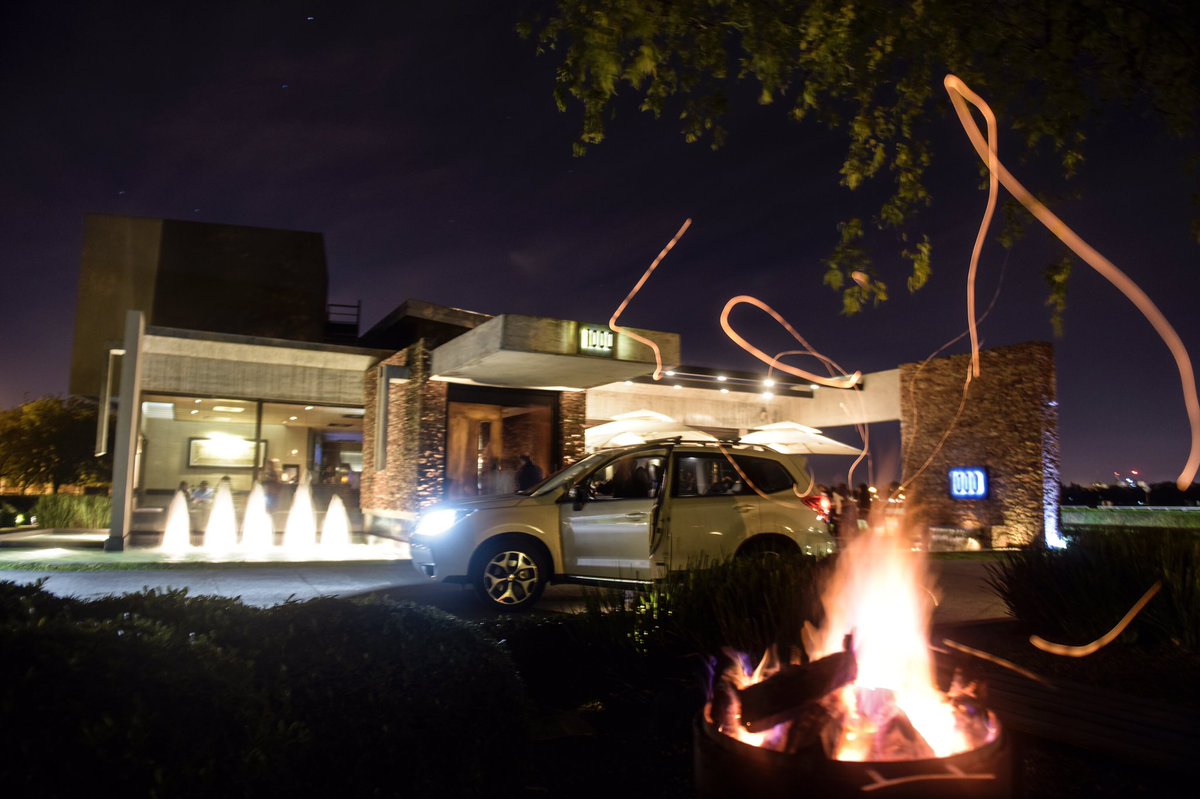 • ANTI DOMINGO •
En 1000 somos fanáticos de hacerte sentir bien un domingo. ¡Vení a comprobarlo! 🤘🏼🎶💃🏼🕺🏽