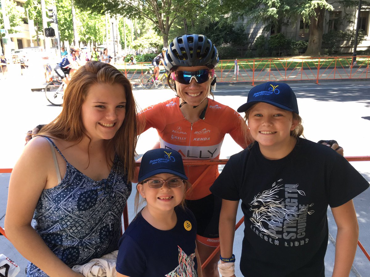 EwingTesh's tweet photo. @CaitlinLaroche Wonderful to meet you at @AmgenTOC in @TheCityofSac! Thanks for being so kind. These girls won't forget it. @Rally_Cycling https://t.co/ZDHkpnPnC8