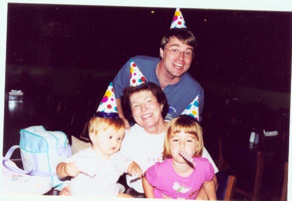 TheOtherWriter's tweet photo. Happy Mother’s Day https://t.co/yyTiMjcziE https://t.co/rVJ61N5kgA