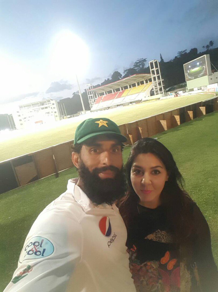 uzeekhanjee's tweet image. Winning moment with my champion @captainmisbahpk  #Misyou