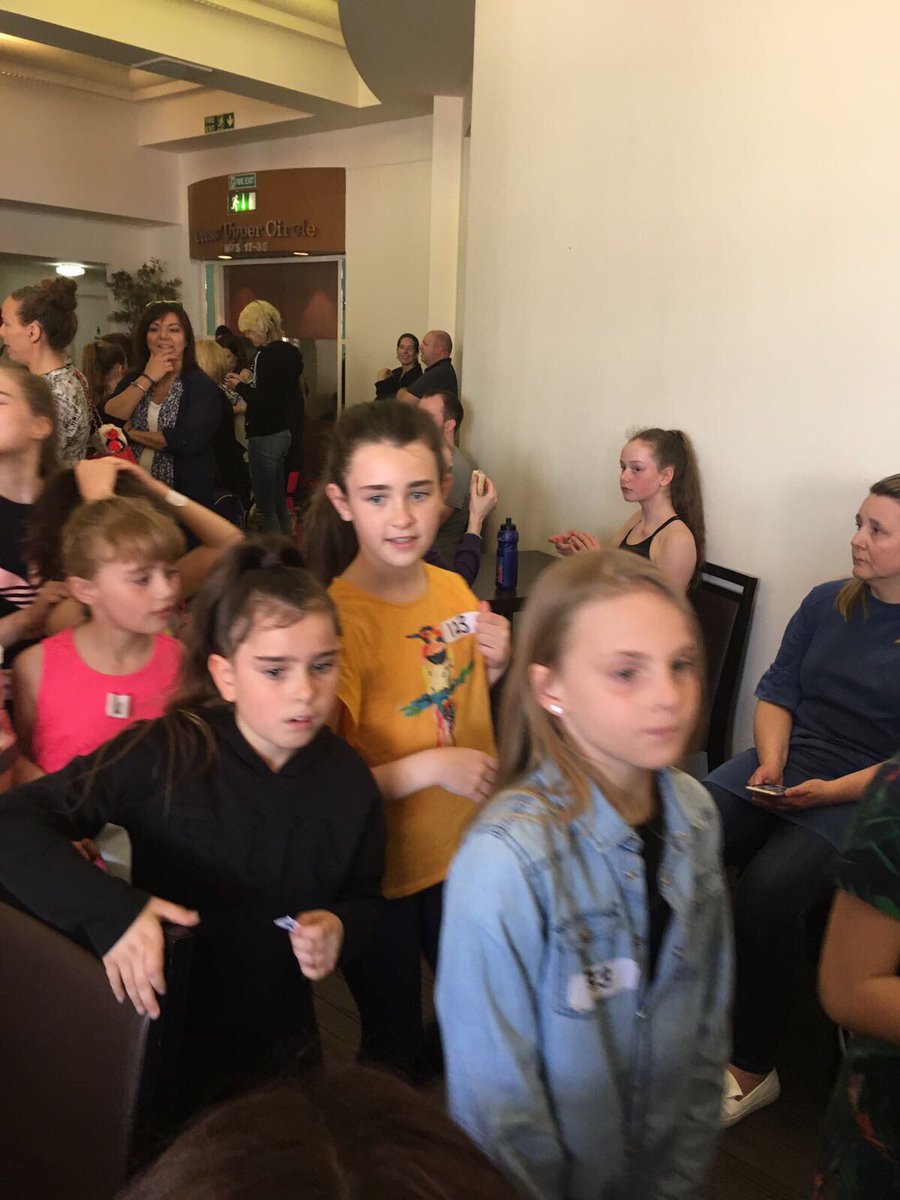 SorelleAcademy's tweet photo. Good luck to our Students who auditioned yesterday for the Towngate Theatre Pantomine Aladdin ✨👯 #SorelleStars #Auditions https://t.co/fi8SYz94VN