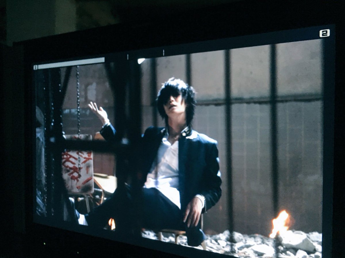 _amatsuki_'s tweet photo. ( ﾟДﾟ)ｧﾊﾊ八八ﾉヽﾉヽﾉヽ
朝イチから3rdシングルの「Mr.Fake」のMV撮影中です！セットがすごいよ！？
今回はダンサーさんにめろちんさんとATY明香里さんが混ざってくれて一緒にパフォーマンスしてますふふふ

後でちらっと動画も載せますよ( ᵕᴗᵕ )*･☪︎·̩͙ https://t.co/9XSBWCPXN9