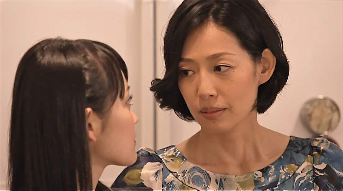 表高徒然草 A Twitter おもこー ２話 母の日終わったけど 続けて 谷薫さん を演じた 原沙知絵さん なんか訳のありそうな 雰囲気出してますよね ５話への伏線ですね それにしても 豪華な夕食ですよね