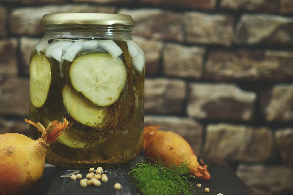 Solshines360's tweet photo. Ever wanted to learn how to #preserve your own food? Check out Amanda Hearn's article on Home #Canning @EFFBlog https://t.co/7mdJklphFW https://t.co/BQztN8FQbd