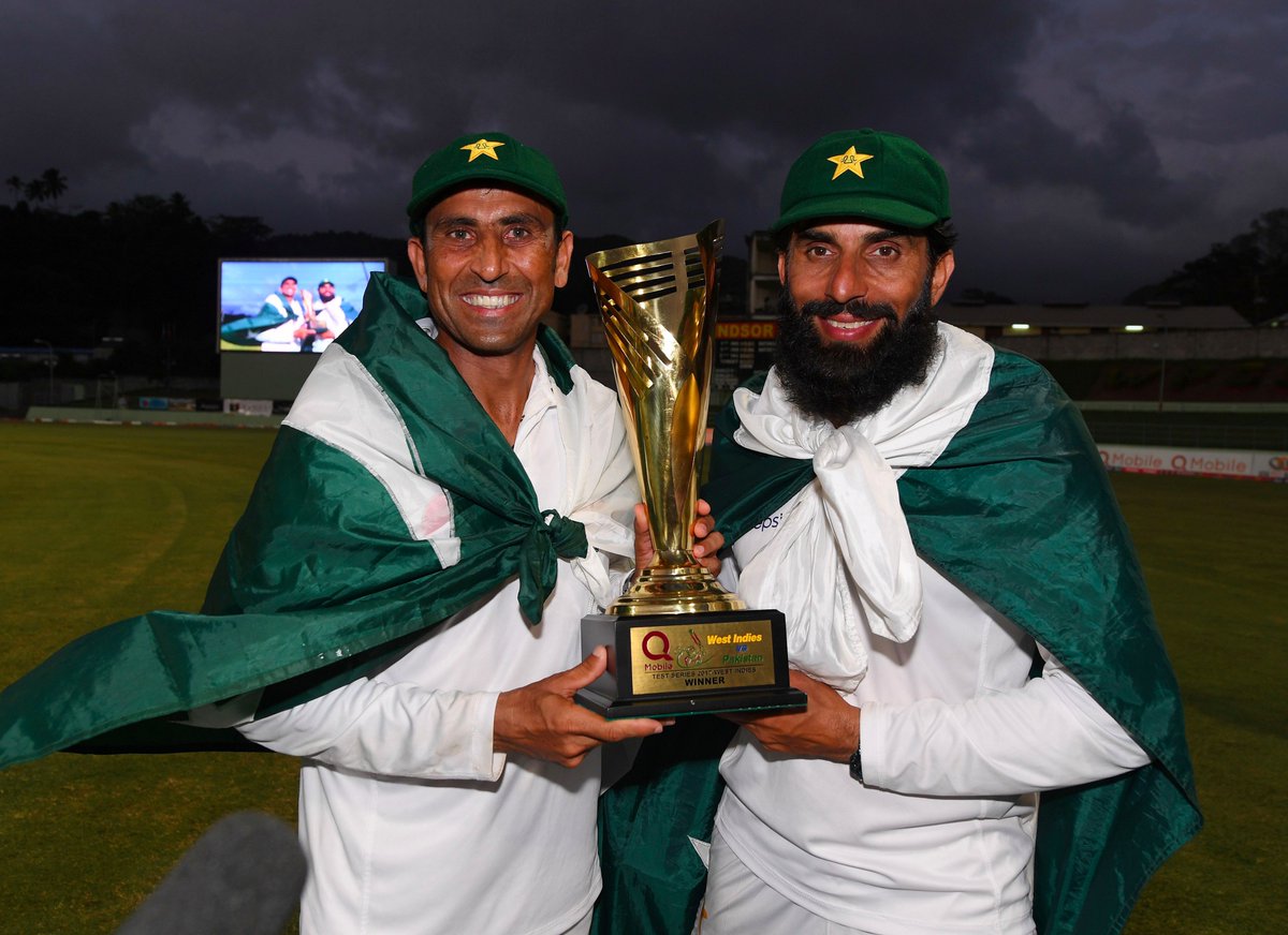 ICC's tweet photo. The ICC sends its congratulations to Younis Khan and Misbah-ul-Haq on their successful international careers #MisYou https://t.co/lt8UkjiJci https://t.co/2Xf7dvVotg
