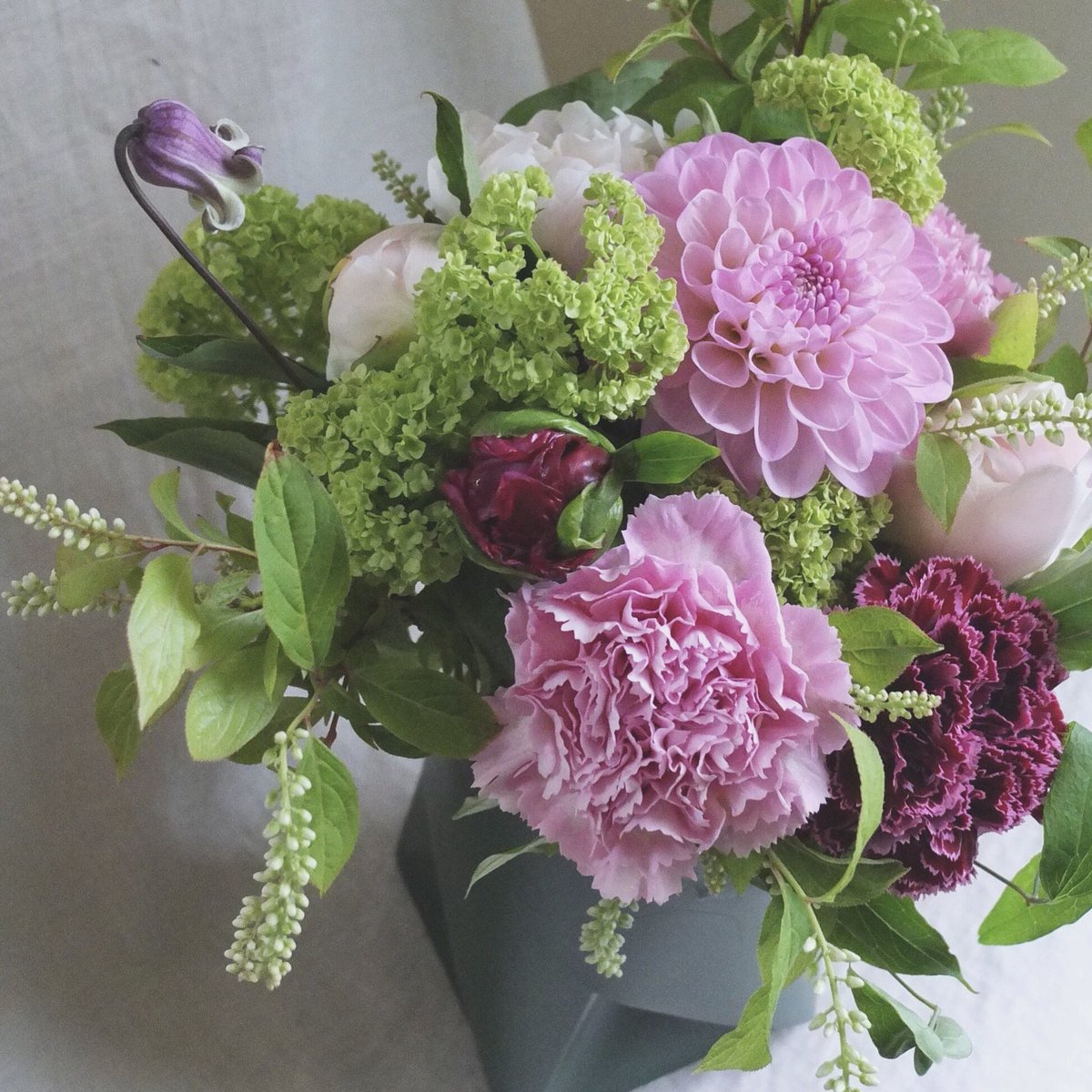 小山潤子 母の日 今年もたくさんのご依頼をありがとうございました Amicaflowers Flower Florist Mothersday Dahlia Bouquet 母の日 花束 フラワー Ashiya 芦屋 花のある暮らし シャクヤク ベルテッセン T Co N03crypv9r