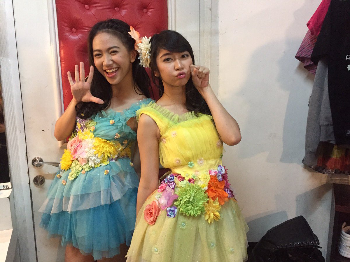 shanju's tweet photo. Kemarin terakhir kali bawain Hubungan Kau dan Aku sama partner aku nih 😞 https://t.co/u1lQuloxxD