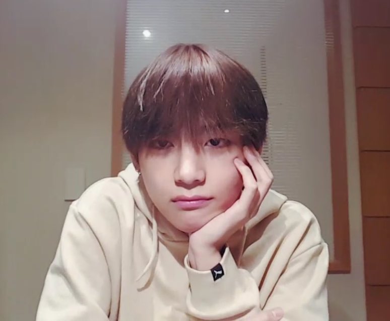 AlienBTS73's tweet photo. @gfrensnb Dapet apa coba? https://t.co/AUNZ5ZNpbF