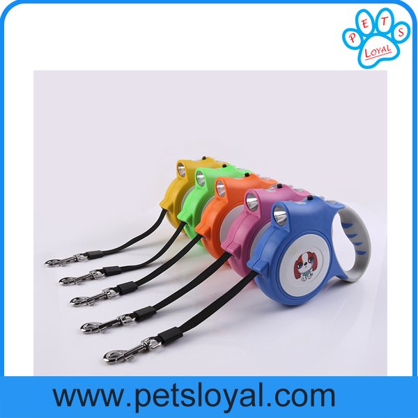 petsloyal's tweet photo. Retractable pet leash China factory wholesale, https://t.co/6Df8Rgzl9O https://t.co/F9Muqn8k9h