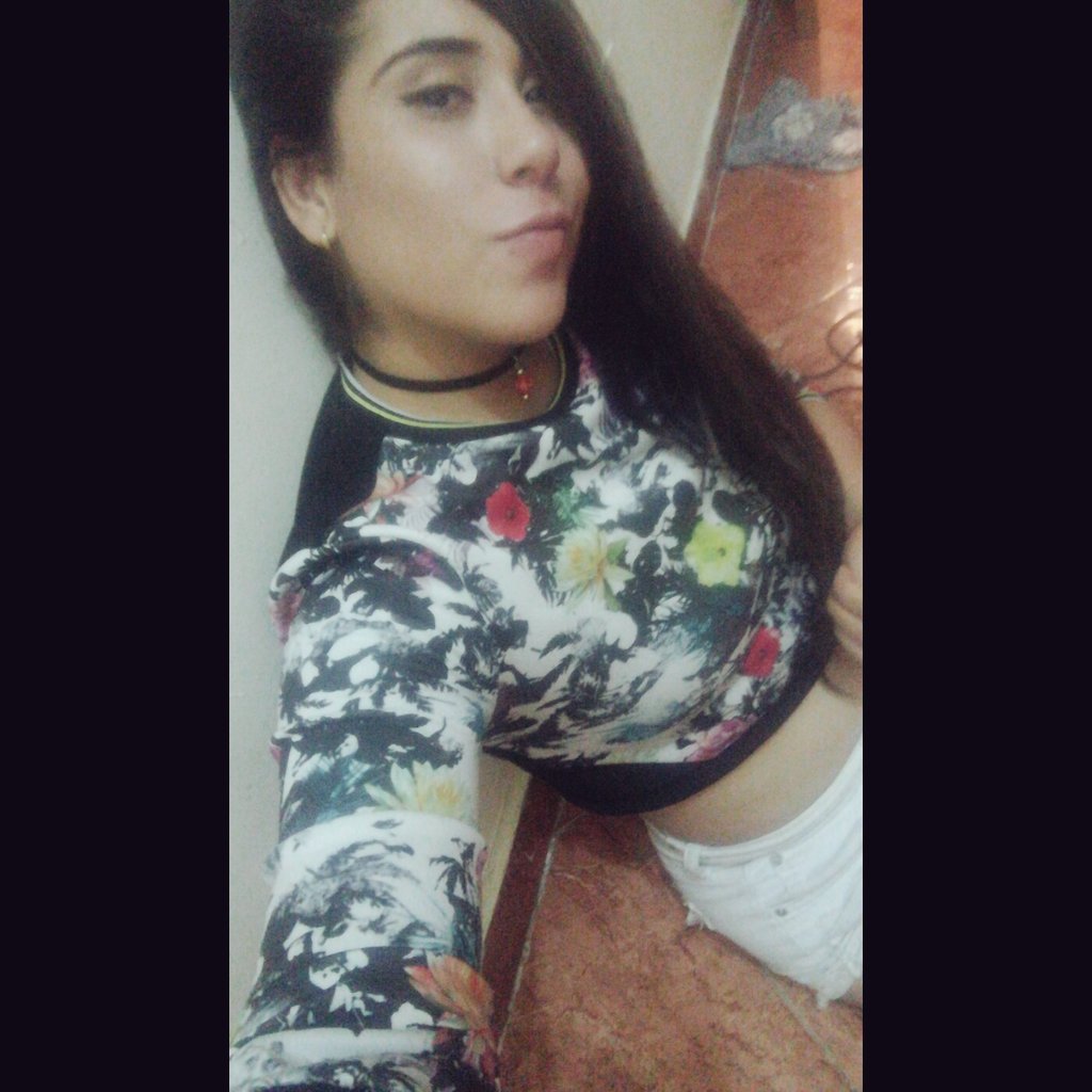 Maria_Camila0's tweet photo. 🍀⚓ https://t.co/ia1ZJzhaDN