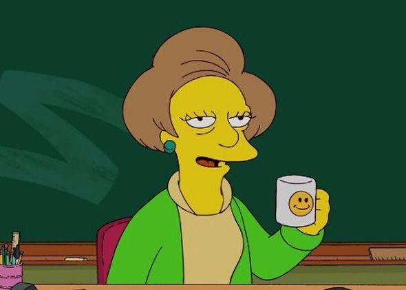 oyeeepam's tweet photo. “Recuerden, niños: mientras peor salga el examen, más fondos nos dan, así que no se esfuercen mucho.”
 
-Edna Krabappel #FelizDiaDelMaestro https://t.co/W3fT5It9ne