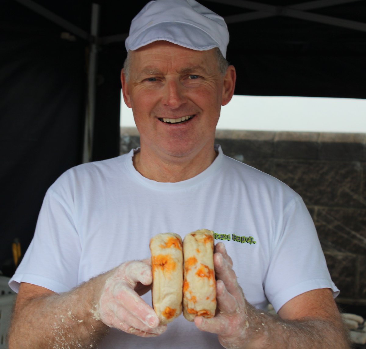 NI's Krazi Baker teams up with AHDB's Grain Chain to show schoolchildren how bread is made
buynifood.com/news-events/18…
#breadbakeryanddeli