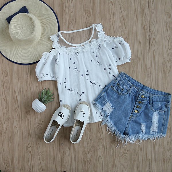 ROMWESHOP's tweet photo. Summer mood. β
https://t.co/gHLDU3Pl32
#Romwe #OOTD #OpenShoulder #LaceInsert #Graphic #Print #Blouse https://t.co/1OWeFlnJCJ