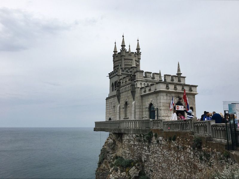 crymnash's tweet image. Посещение Ласточкиного гнезда и подъем на Ай-Петри crymnash.ru/poseshhenie-la…