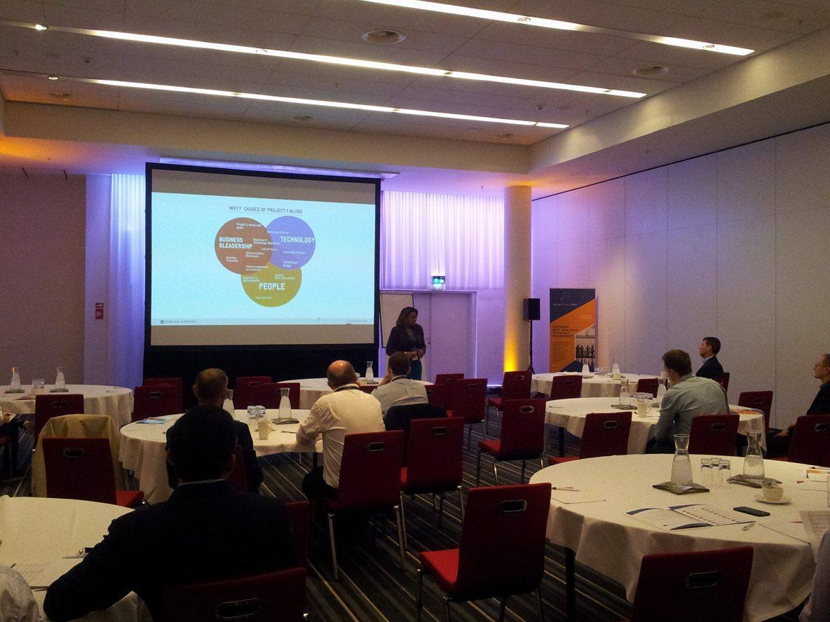 pm_excellence's tweet photo. Marie Nadia Vincent leading the "Rescuing Failing Projects – The Why, When and How of Turning Things Around" workshop at #NPZ2017 https://t.co/fjfLNYiejH