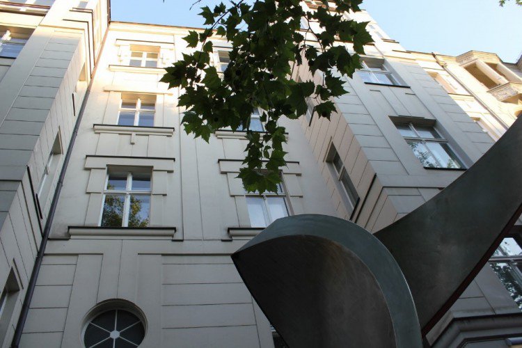 Schöne 7-Zimmer-Altbauwohnung am #Kurfürstendamm ow.ly/M3YX30bHWAg  #Immobilien #Berlin #Altbau