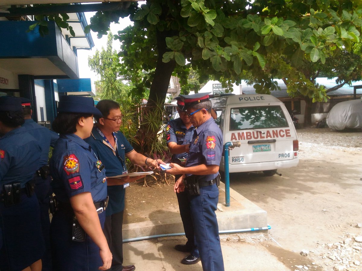 rhssix's tweet photo. @HSPnp @pnp_region6 napolcom inspection of rhs 6 personnel at rhs building, camp delgado, iloilo city on may 15. https://t.co/A36xa6L5ip