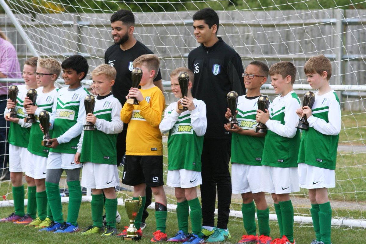 wanderersyfc's tweet photo. Massive well done to our U9s Leopards. BYDL Cup Winners. Let the celebrations commence! #COYW #rdg #woky @SubwayReading https://t.co/Cz7zvp9ube