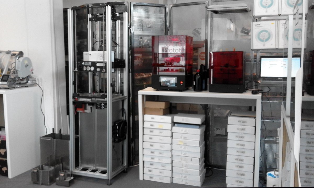 Gizmo 3d Printers Pty Ltd Wonderful To See One Of Our Gizimax Ultimate Machines In The Shop 3d Fabrik Which Is Located In Austria 3dprinter Gizmo3dprinter T Co Gbfrsz9dyk