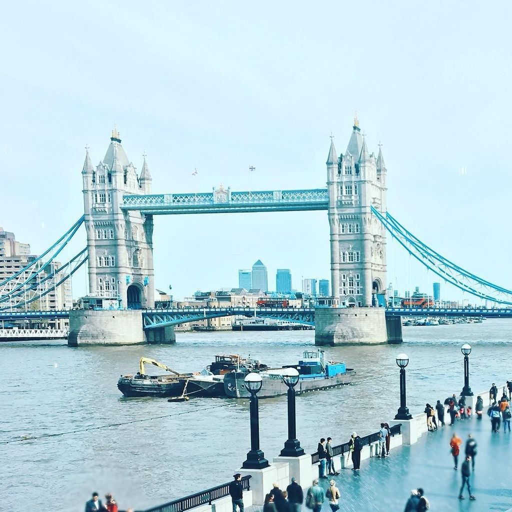 ecclestonsuk's tweet photo. Here's to a good week,  from London with love , today@ecclestonslondon . Privately sourcing &amp; offering the best in… https://t.co/hZ9zmJ1nOw https://t.co/umd2QQeBt9