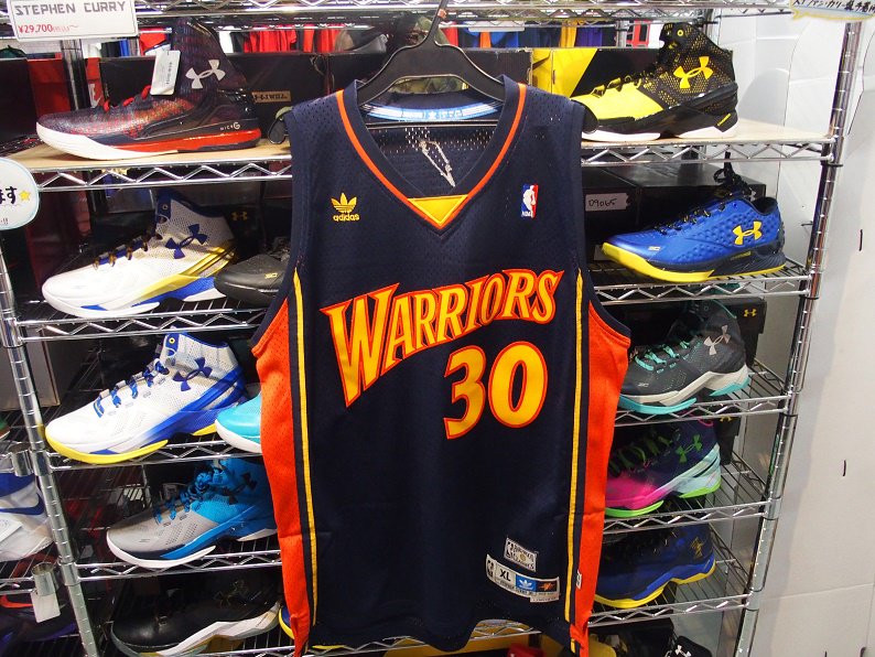 ☆彡新宿 #NBA 館☆彡 #ステフィン・カリー ファン必見！！昔の