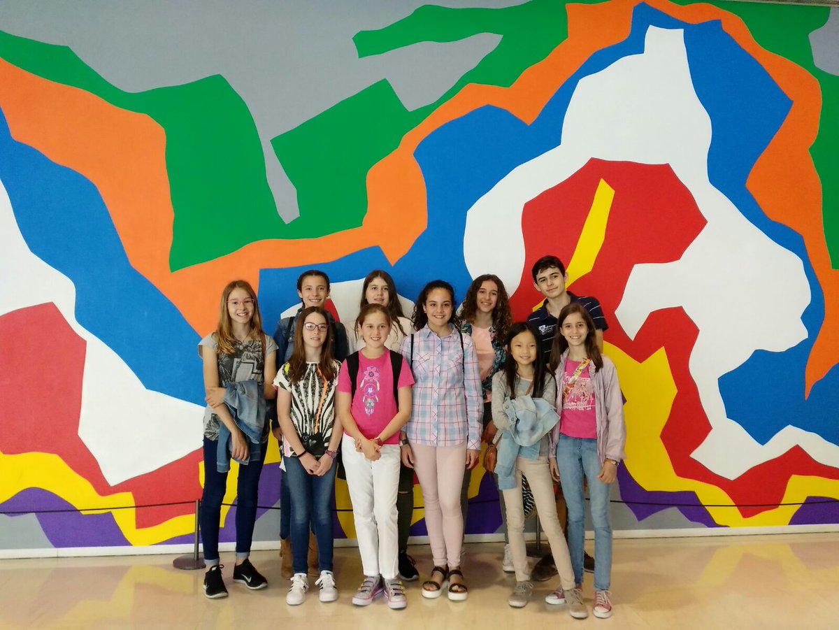 davidcendros's tweet photo. Semifinals del Certamen Nacional #lecturaenVeuAlta a @CaixaForum  amb @cbadalones i la Janna Ferré i Xué Cendrós Molta sort!!! https://t.co/WtIVxwB8cJ