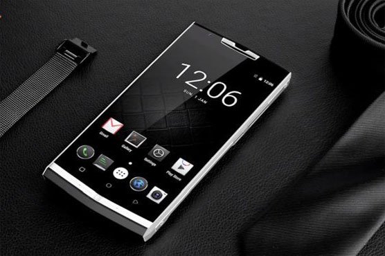 DunyaNews's tweet image. China's Oukitel introduces android phone with most powerful battery bit.ly/2rhIzh4