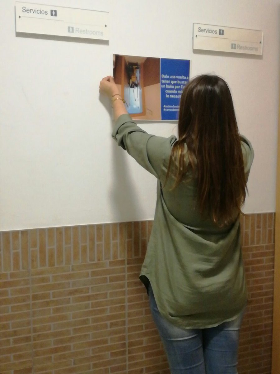 ASUE_partido's tweet photo. ¿A qué esperas para ver nuestros carteles? Búscanos por todo el centro! #DaleUnaVueltaAEusa #thpropaganda https://t.co/pJNBE9VtEe