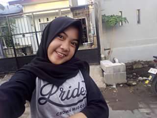 putridisi1526's tweet photo. Cantik it membosan kan tapi manis it ngga pernah membosankan https://t.co/RGlOpIWWEv