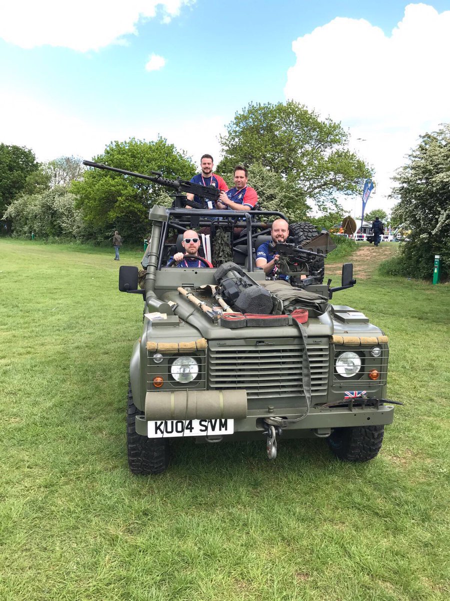 ChrisBurden352's tweet photo. Another fantastic weekend supporting @Rugby4Heroes and Armed Forces Charities. A fantastic team effort!! @Capco #CapcoCSR #AF2C https://t.co/PmMfVUo7dN