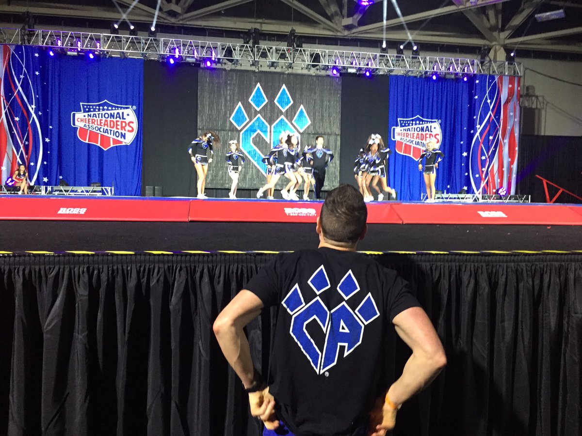 CaArcticCats's tweet photo. We 💙 @bradsaysgolesgo 😍 Thank You for having so much faith in us this year!! #g3fca2a https://t.co/gPkR0wEiFC