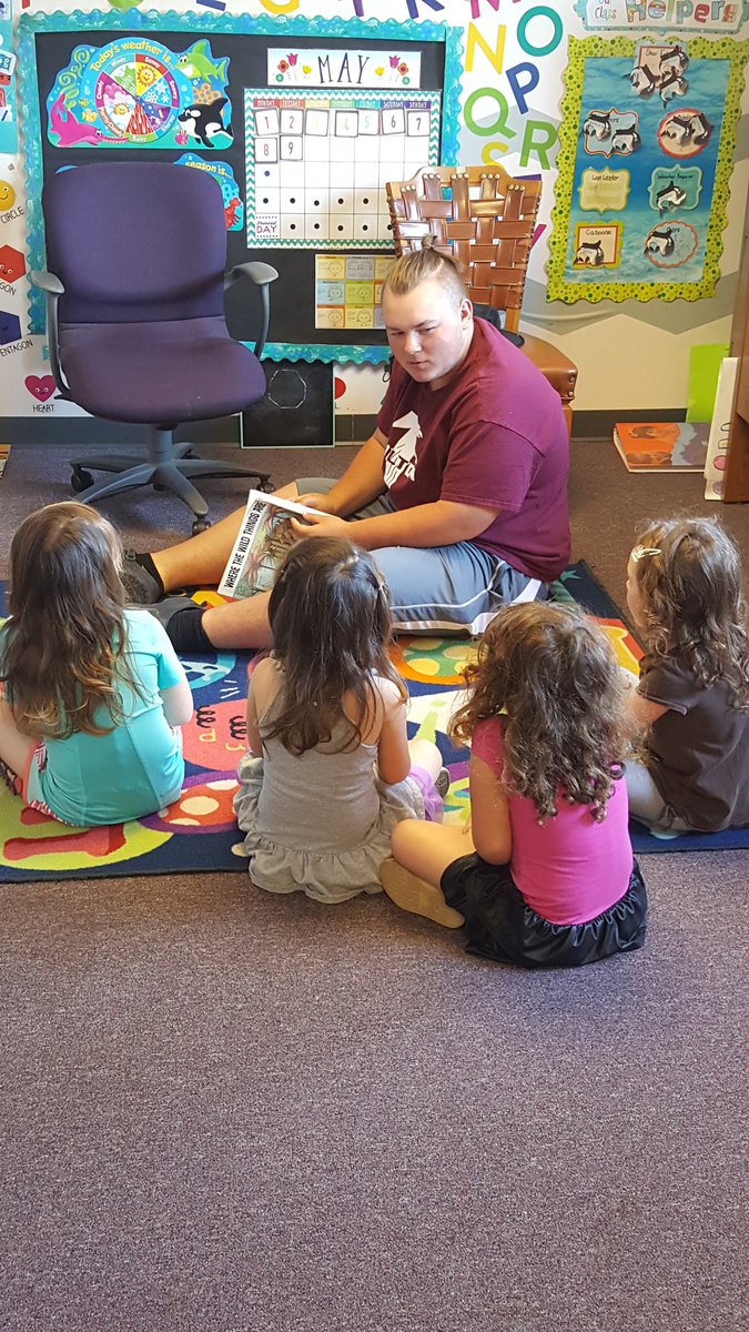 FrancaisIFHS's tweet photo. #fultongivesback https://t.co/0fZE25OIIZ