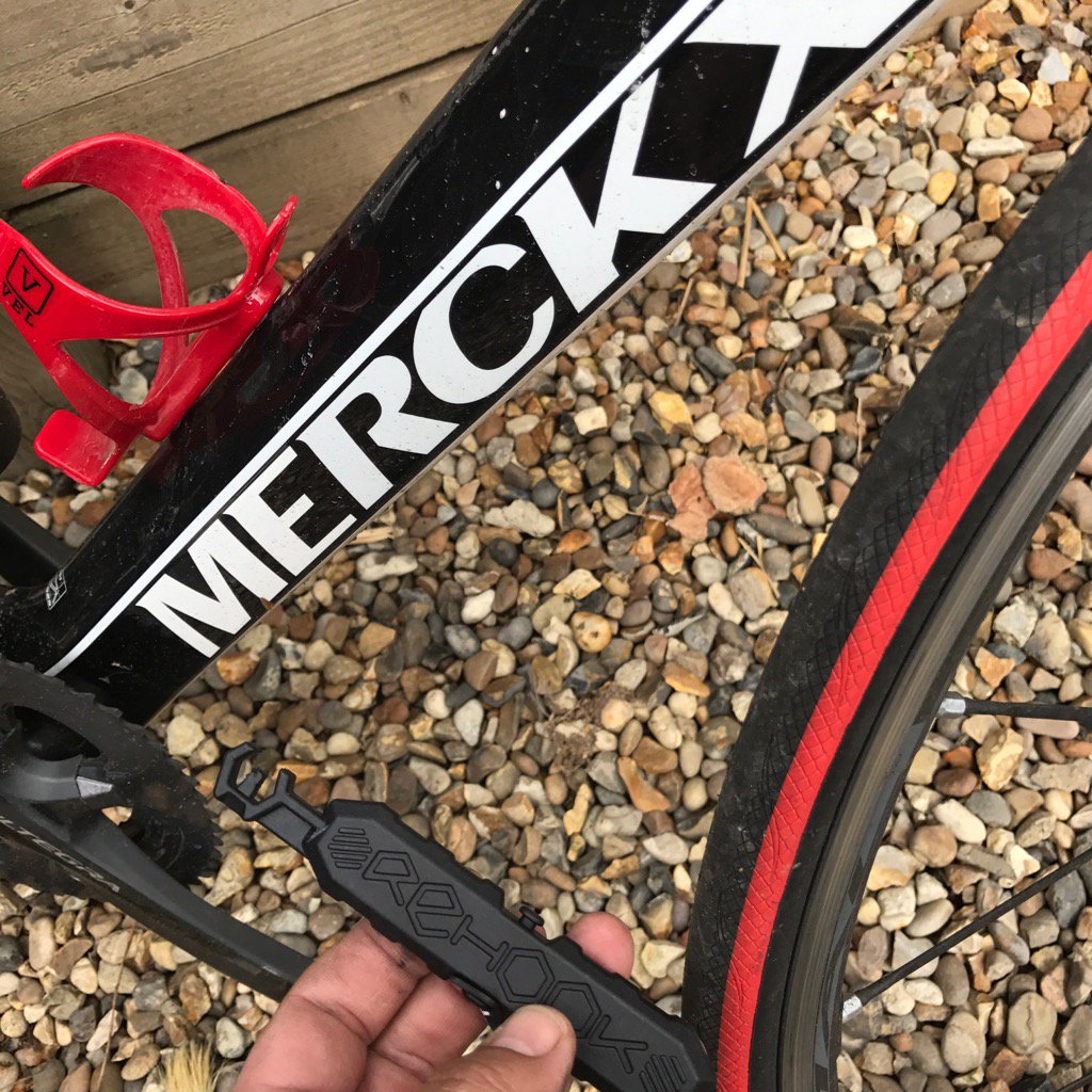 barneyphillips's tweet photo. @rehook_bike gets on very well with my weekend steed @EddyMerckxBike ....perfect partners! #rehook #eddymerckx https://t.co/N3LbCRnAzz