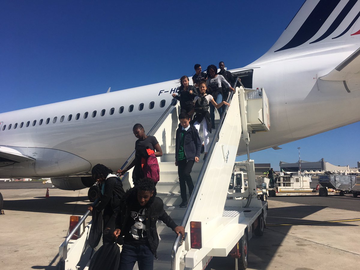 romalurcat93's tweet photo. Bien arrivés à Rome 😃 https://t.co/n2EfhxJPBm