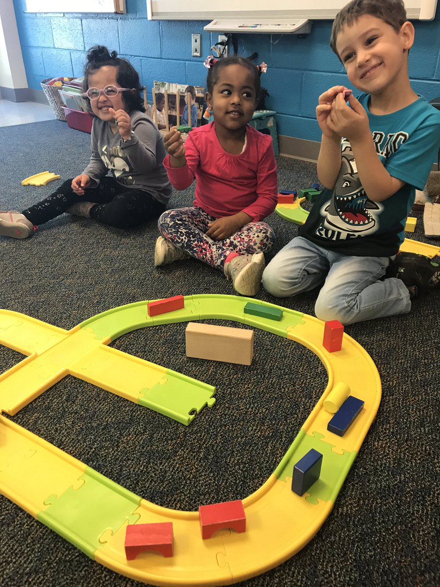 Ms Cindy’s Owl Class tweet media