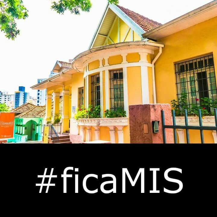 ccsilvamk's tweet image. Hoje estamos na campanha #FICAMIS. Agradecemos tod@s que puderem mudar as fotos de seus perfis nas redes sociais.