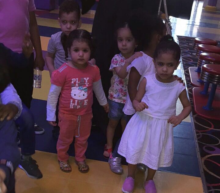 SchoolAlnoor's tweet photo. رحلو #طلاب #الحضانه ل #فن_تايم 👦👧😍🍕 https://t.co/TYO9rtb1m5